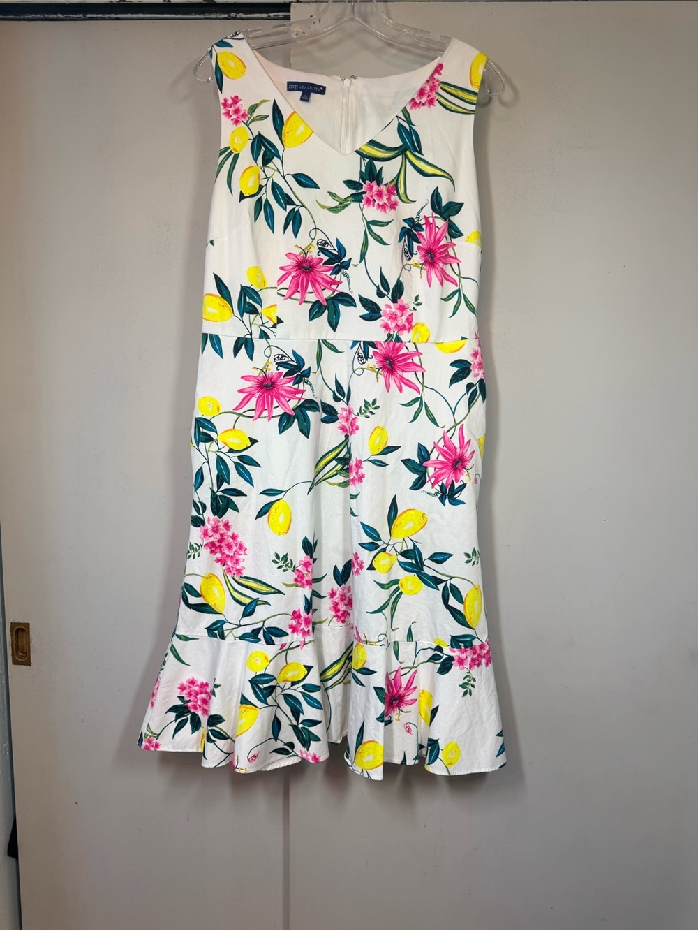 Talbots White Yellow Lemon Pink Floral Print Fit & Flare Dress Flowers size 12p - Picture 2 of 4